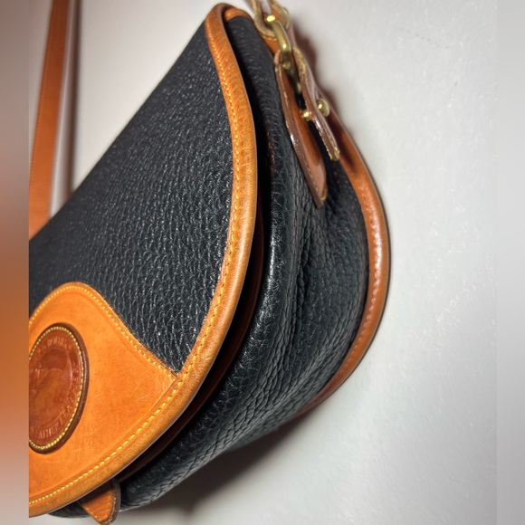 Vintage Dooney & Bourke All Leather saddle Bag Dark Blue Color Made In USA - Picture 8 of 16